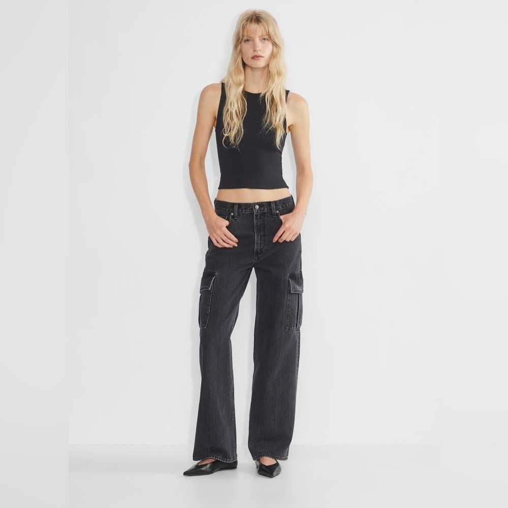 Aritzia Denim Forum The Farrah Hi-rise Cargo Jean Black 24